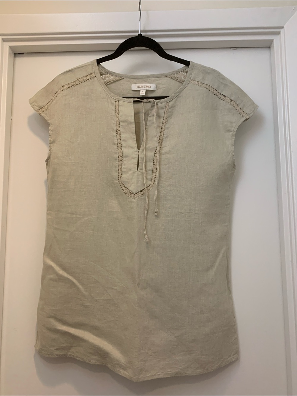 Ellen Tracy Light Cream Linen Tie-Front Cap Sleeve Tunic